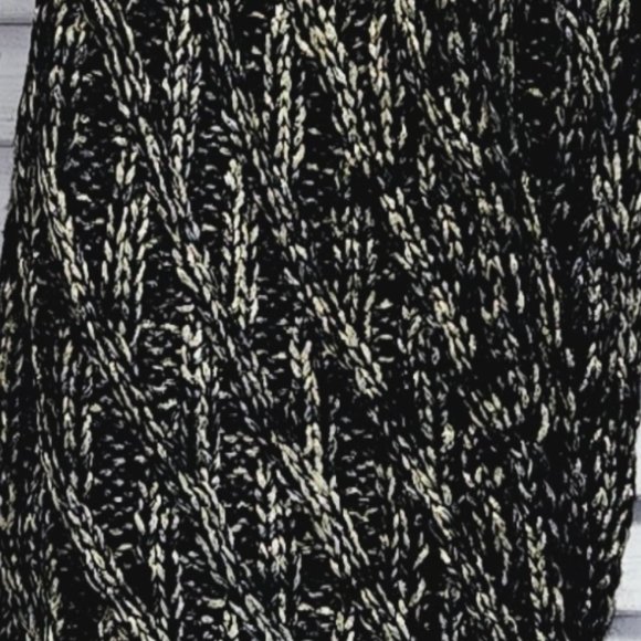 NWT VINCE CAMUTO 2 PIECE GLITTER CABLE KNIT HAT & LOOP SET - BLACK O/S $58 - Picture 5 of 10